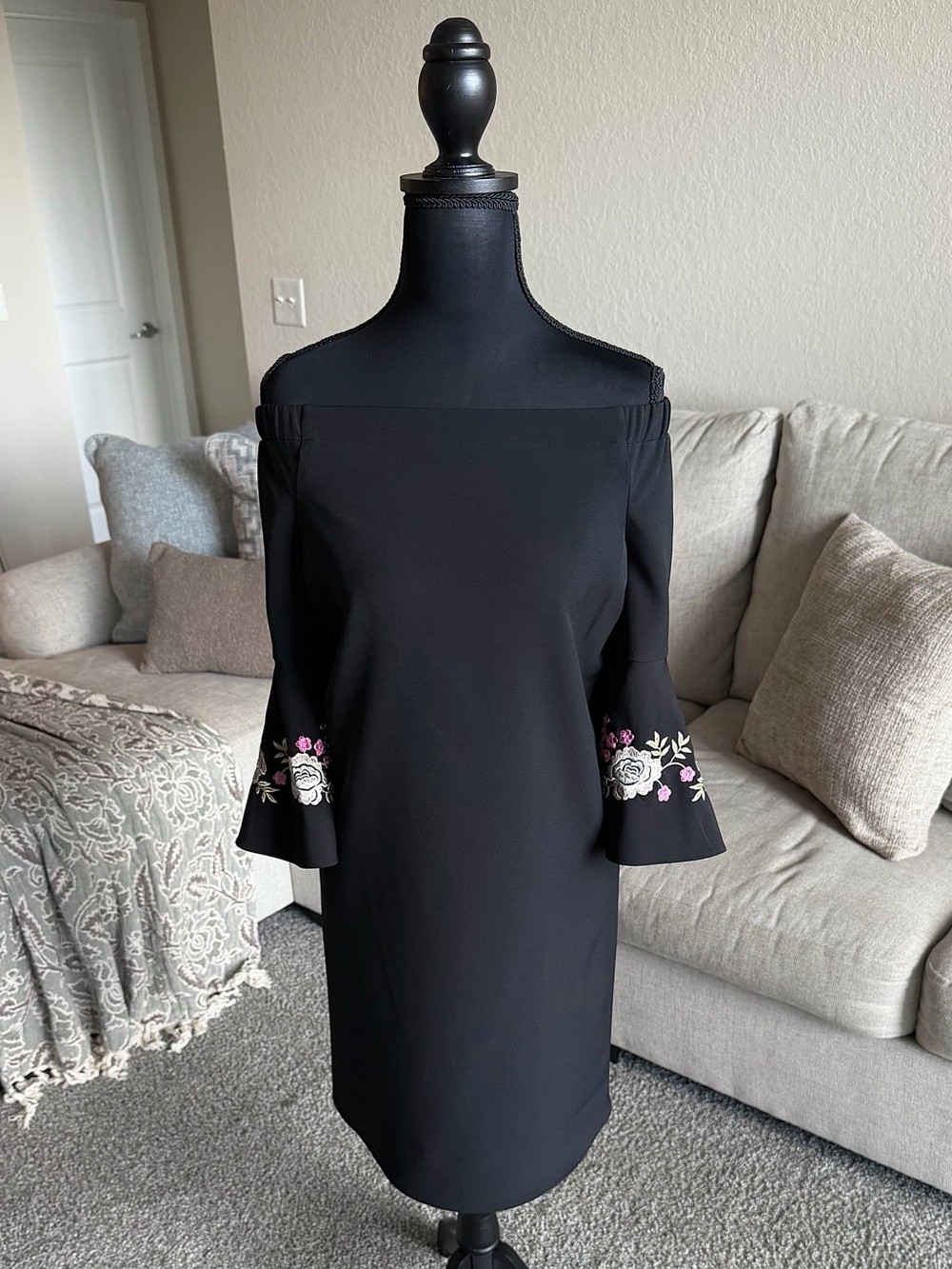 Jennifer Lopez Black Off-Shoulder Dress with Floral Embroidered Bell Sleeves